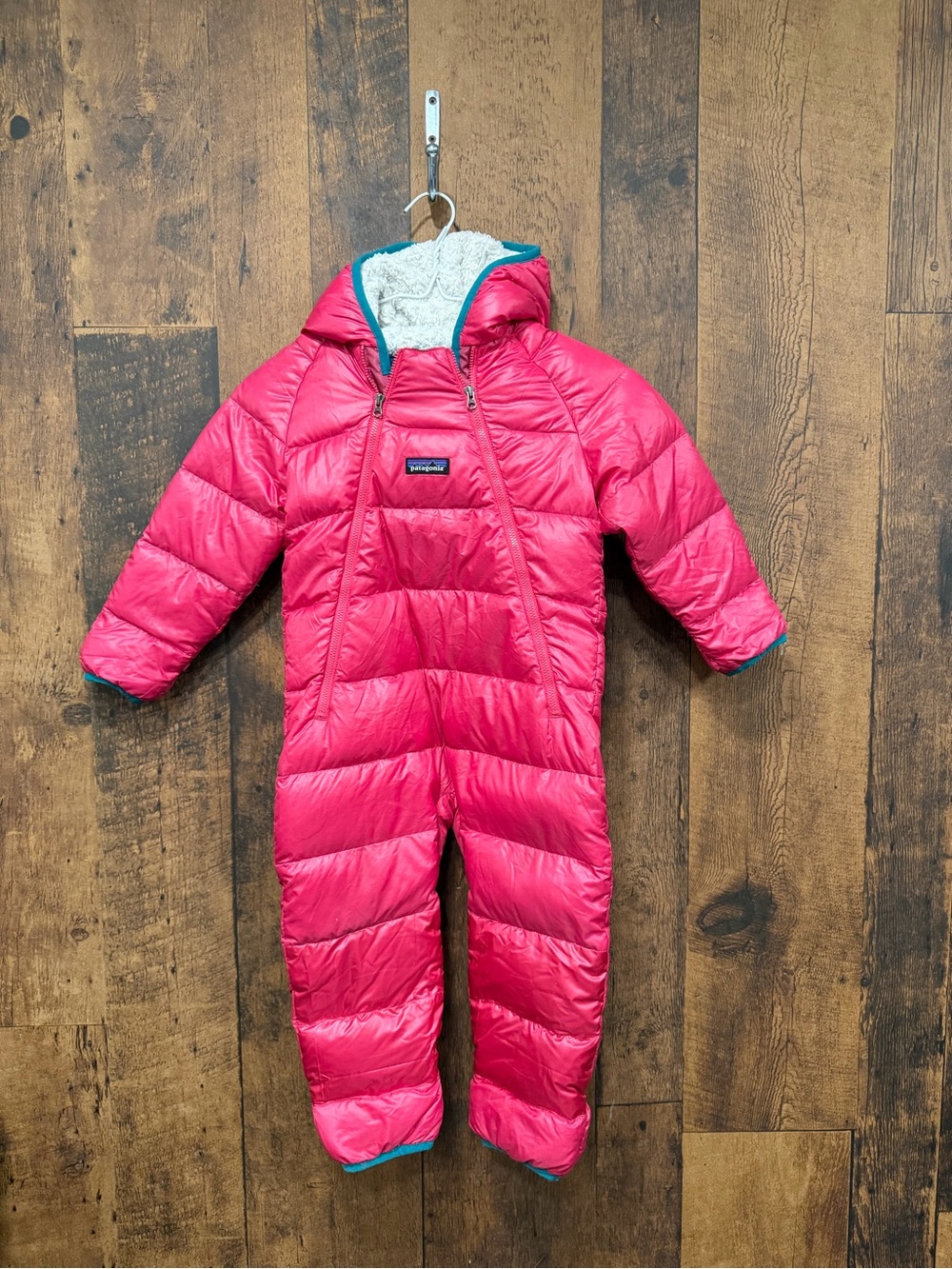 Patagonia Infant Hi-Loft Down Sweater Bunting 18-24 months
